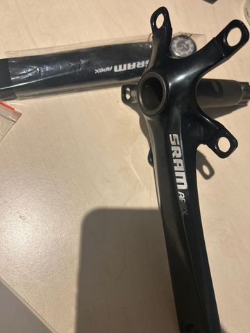 Używany Sram Apex GXP 172.5mm Drivetrain & Pedals