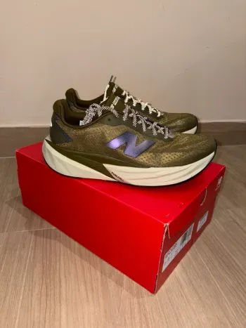 New Balance FuelCell bike de segunda mano — imagen 2 de 9