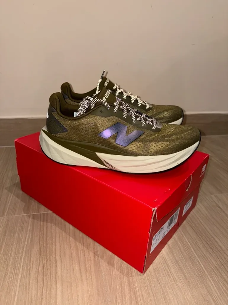 New Balance FuelCell bike de segunda mano — imagen 2 de 9