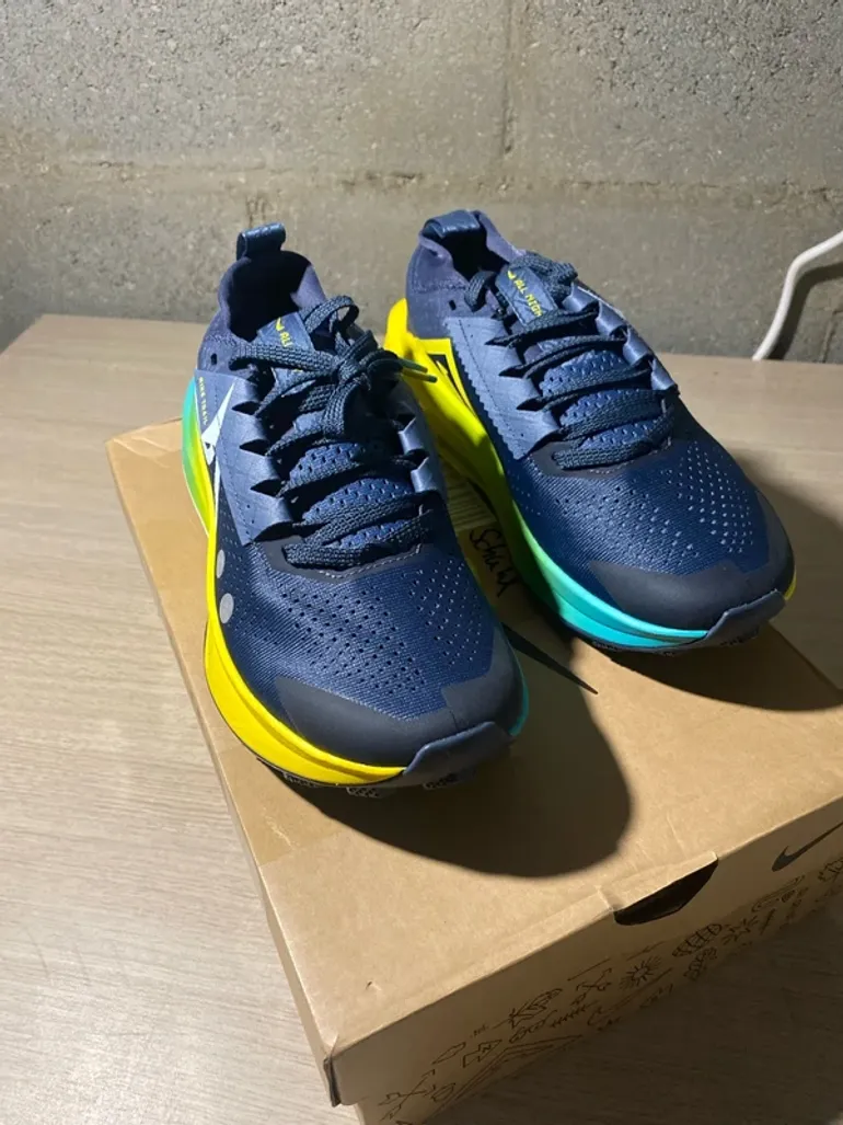 Gebrauchtes Nike zoomx zegama trail 2 bike — Bild 4 von 11