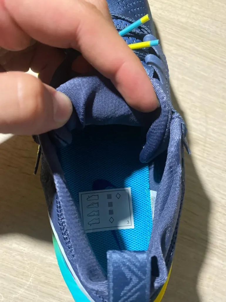 Gebrauchtes Nike zoomx zegama trail 2 bike — Bild 10 von 11