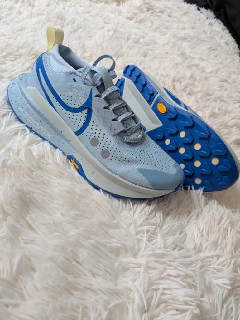 Gebrauchtes Nike ZoomX Zegama Trail 2 bike — Bild 1 von 6