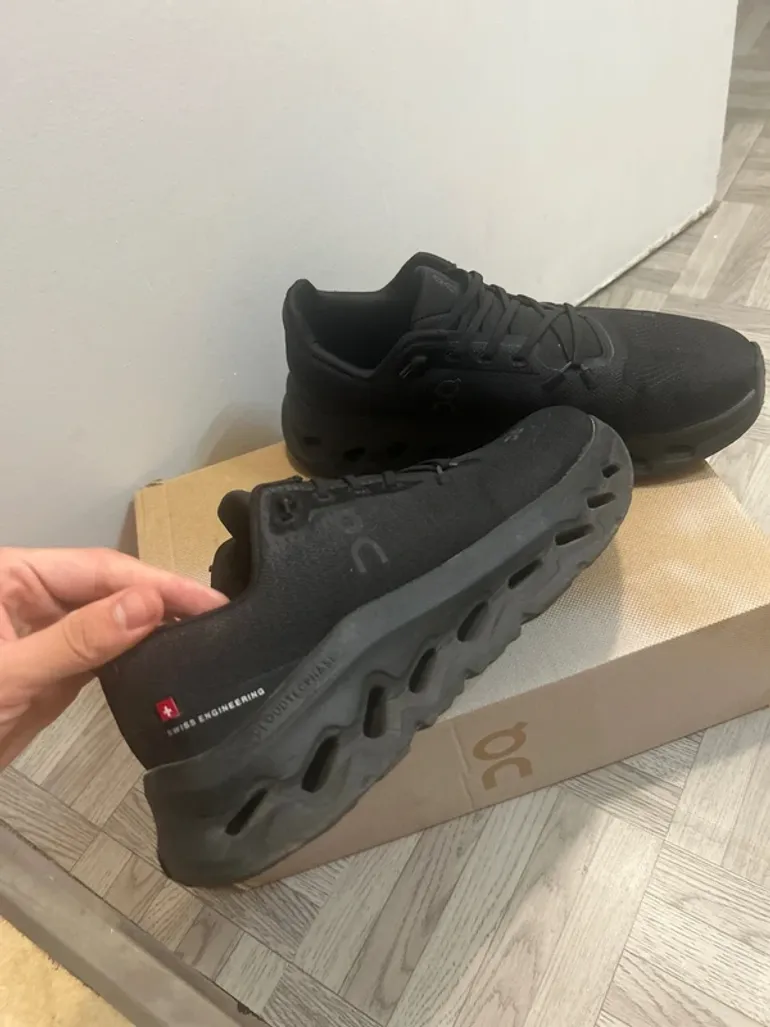 Tweedehands On Running Cloud bike — afbeelding 2 van 5