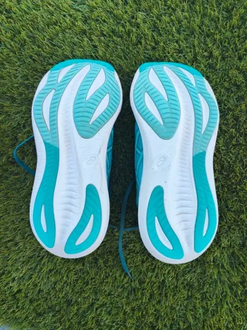Gebrauchtes Asics Gel Nimbus 27 bike — Bild 9 von 10