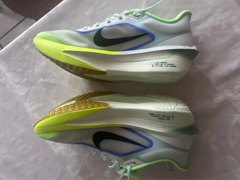 Gebrauchtes Nike Running Shoes bike — Bild 4 von 5