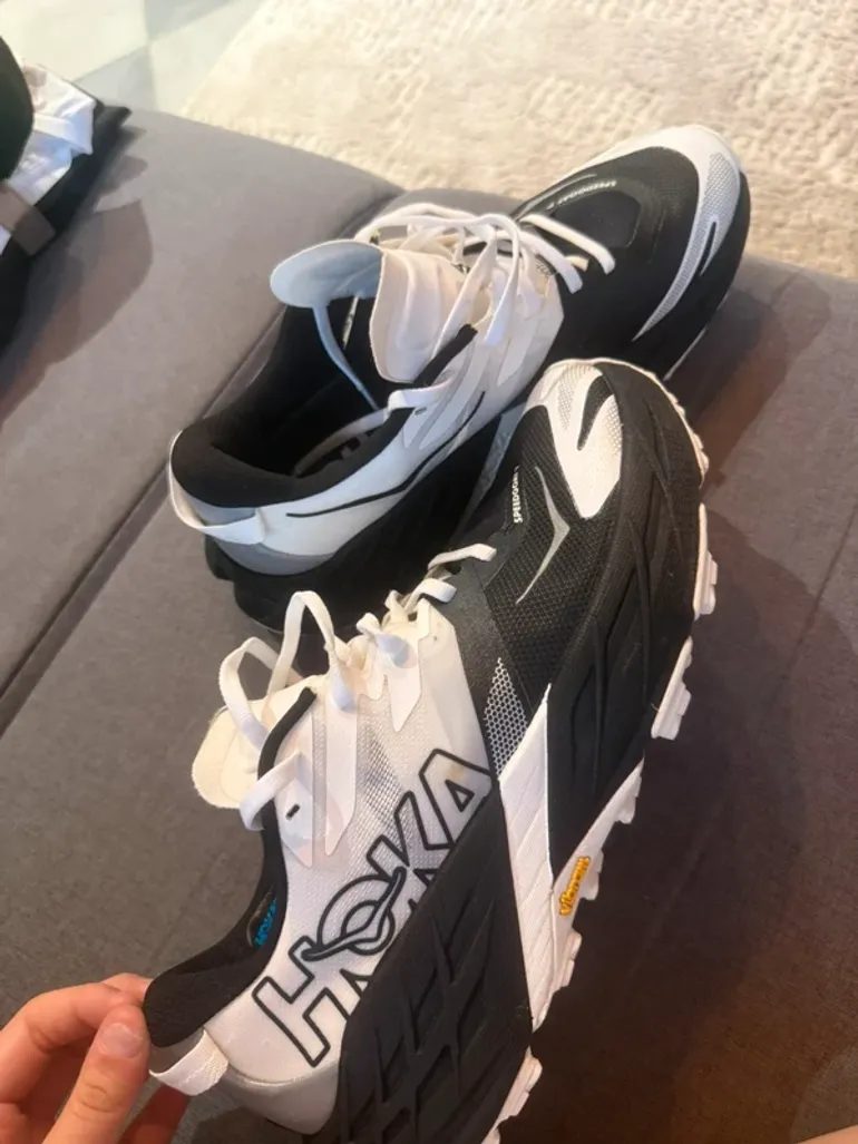 Gebrauchtes Hoka Speedgoat 7 bike — Bild 1 von 7