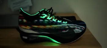 Gebrauchtes Nike ZoomX Vaporfly Next% 4 PRM bike — Bild 2 von 9