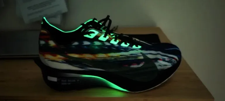 Gebrauchtes Nike ZoomX Vaporfly Next% 4 PRM bike — Bild 2 von 9