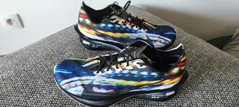 Gebrauchtes Nike ZoomX Vaporfly Next% 4 PRM bike — Bild 1 von 9