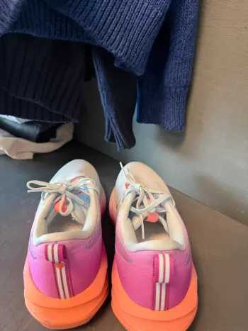 Gebrauchtes Asics Novablast bike — Bild 9 von 10
