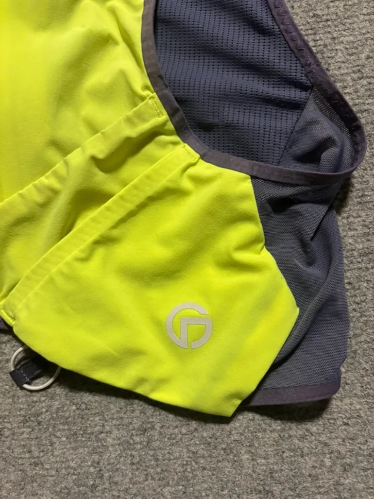 Używany The North Face Summit Run Race Day Vest 8 bike — zdjęcie 11 z 15