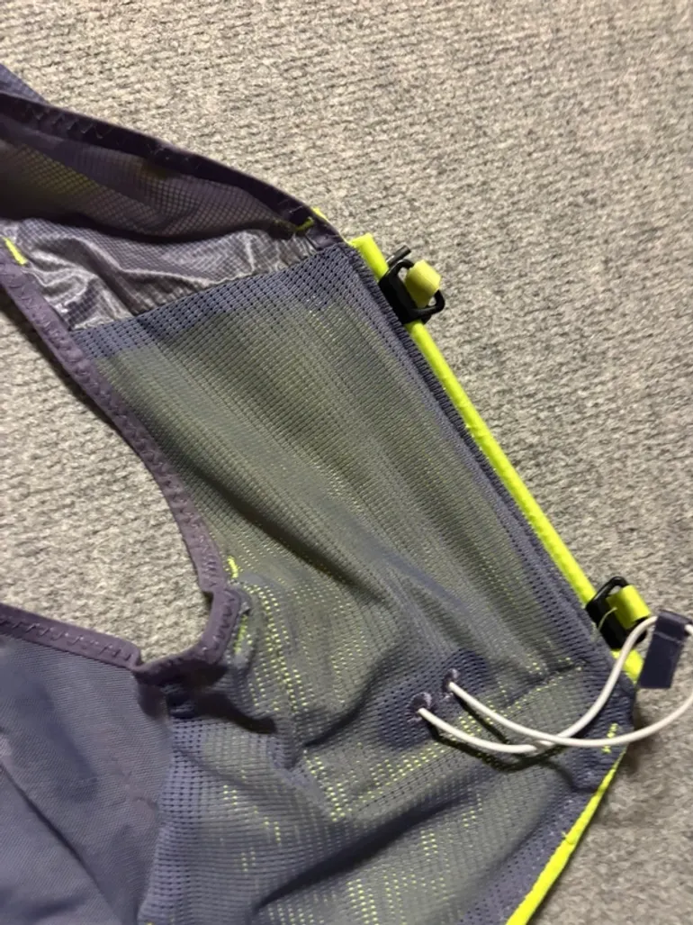 Używany The North Face Summit Run Race Day Vest 8 bike — zdjęcie 14 z 15