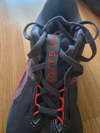 Gebrauchtes Asics Novablast 5 bike — Bild 2 von 6
