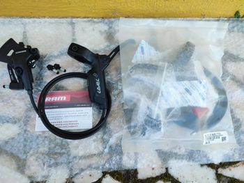 Sram, Level