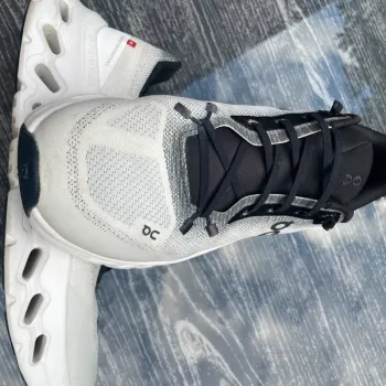 Gebrauchtes On Running Cloudtilt bike — Bild 2 von 14