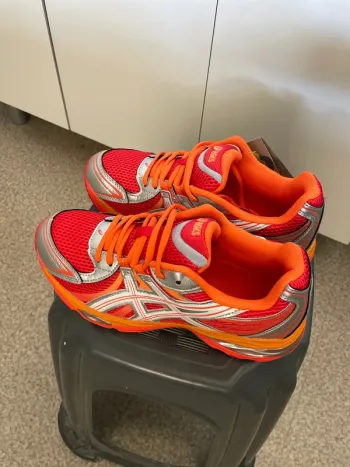 Gebrauchtes Orange Gel Sekiran bike — Bild 2 von 6