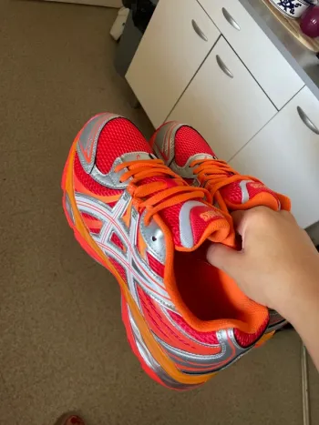 Gebrauchtes Orange Gel Sekiran bike
