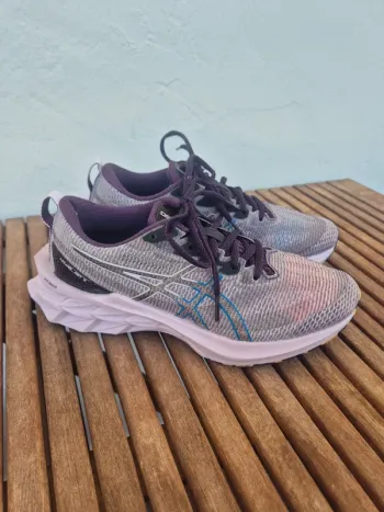 Gebrauchtes Asics Novablast 2 LE bike
