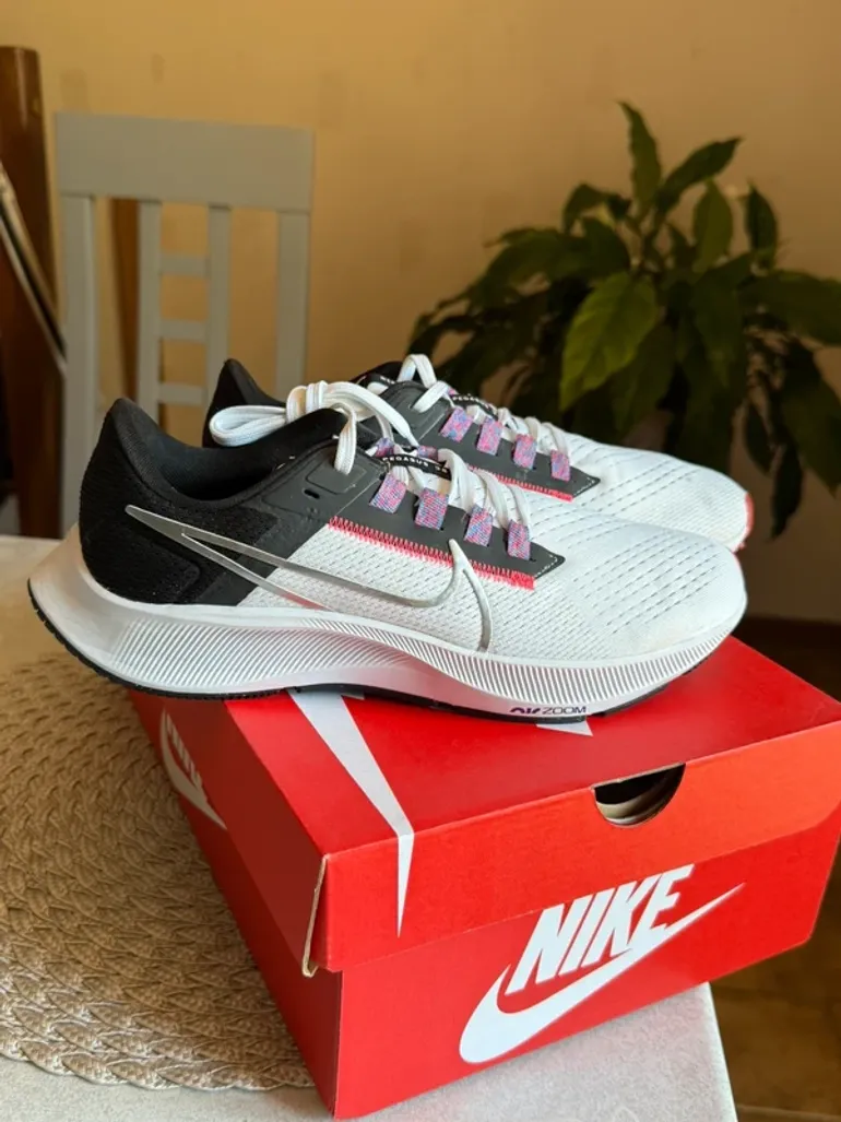 Rose Nike Air Zoom Pegasus 38 bike d'occasion — image 1 sur 4