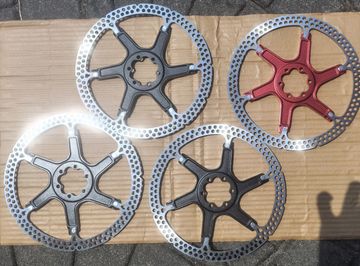 Käytetty Formula Dischi Ø203 IS 6 fori Black & Red Brakes