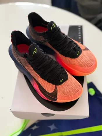Nike Alphafly 3 bike d'occasion — image 3 sur 5