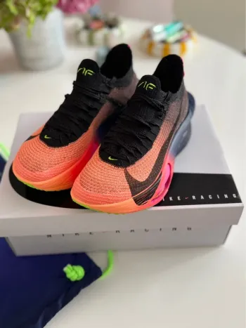 Nike Alphafly 3 bike d'occasion — image 2 sur 5