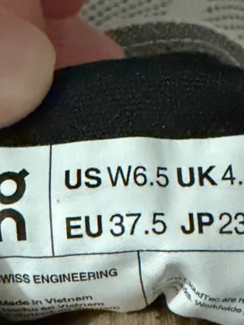 Używany On Running Shoes bike — zdjęcie 6 z 11