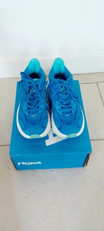 Used Hoka Clifton 10 bike — image 4 of 4