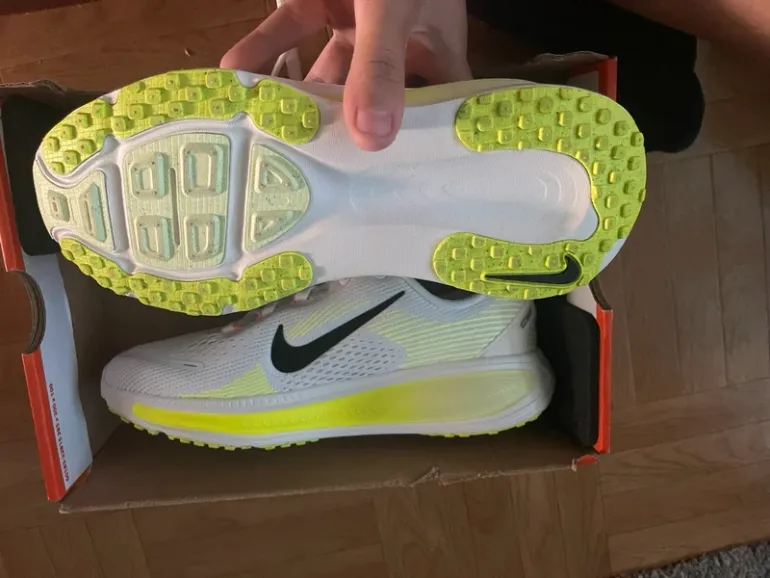 Gebrauchtes Nike Vomero 18 GS bike — Bild 3 von 4