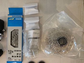 Used Shimano 105 R7170 Di2 Groupset 2025 bike — image 2 of 9
