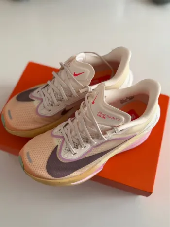 Nike Zoom Fly 6 bike d'occasion — image 4 sur 5