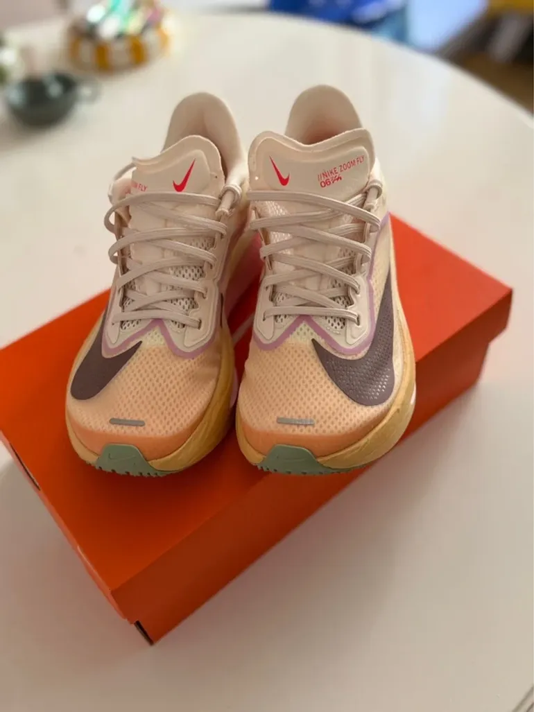Nike Zoom Fly 6 bike d'occasion — image 2 sur 5