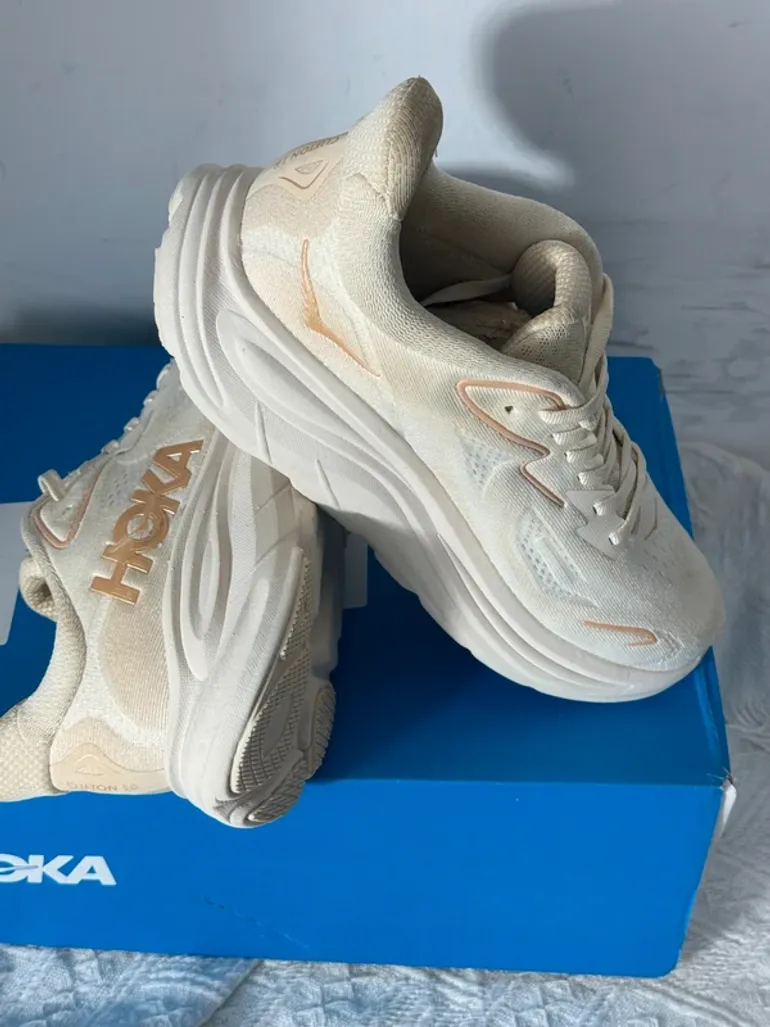Used Hoka Clifton 10 bike — image 6 of 6