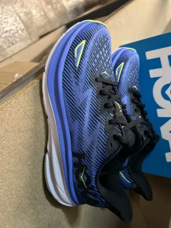 Używany Hoka Clifton 9 bike