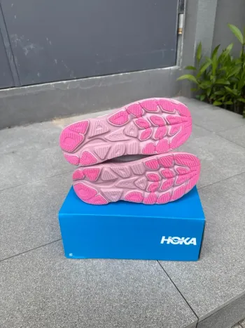 Hoka Women's Running Shoes bike d'occasion — image 5 sur 5
