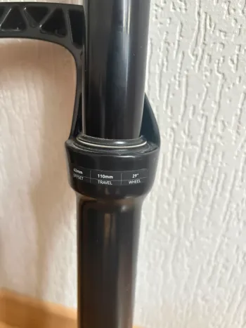 Used RockShox Recon Gold RL 2025 bike — image 5 of 6