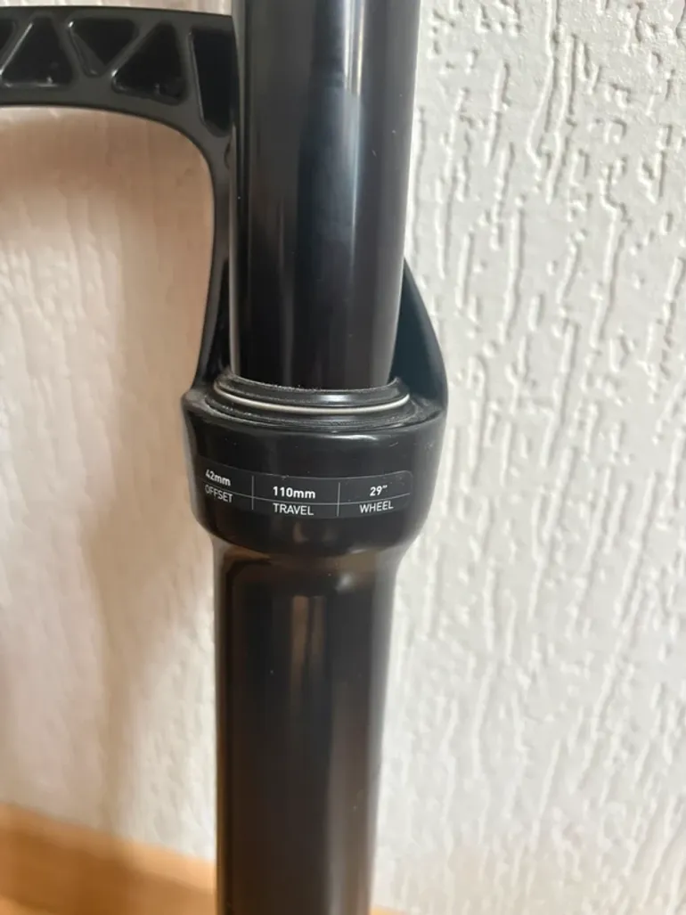 Used RockShox Recon Gold RL 2025 bike — image 5 of 6