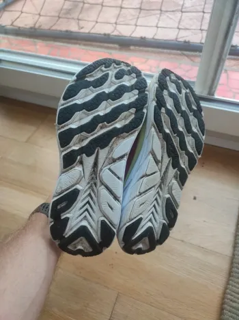 Used Hoka Clifton 8 bike — image 5 of 5