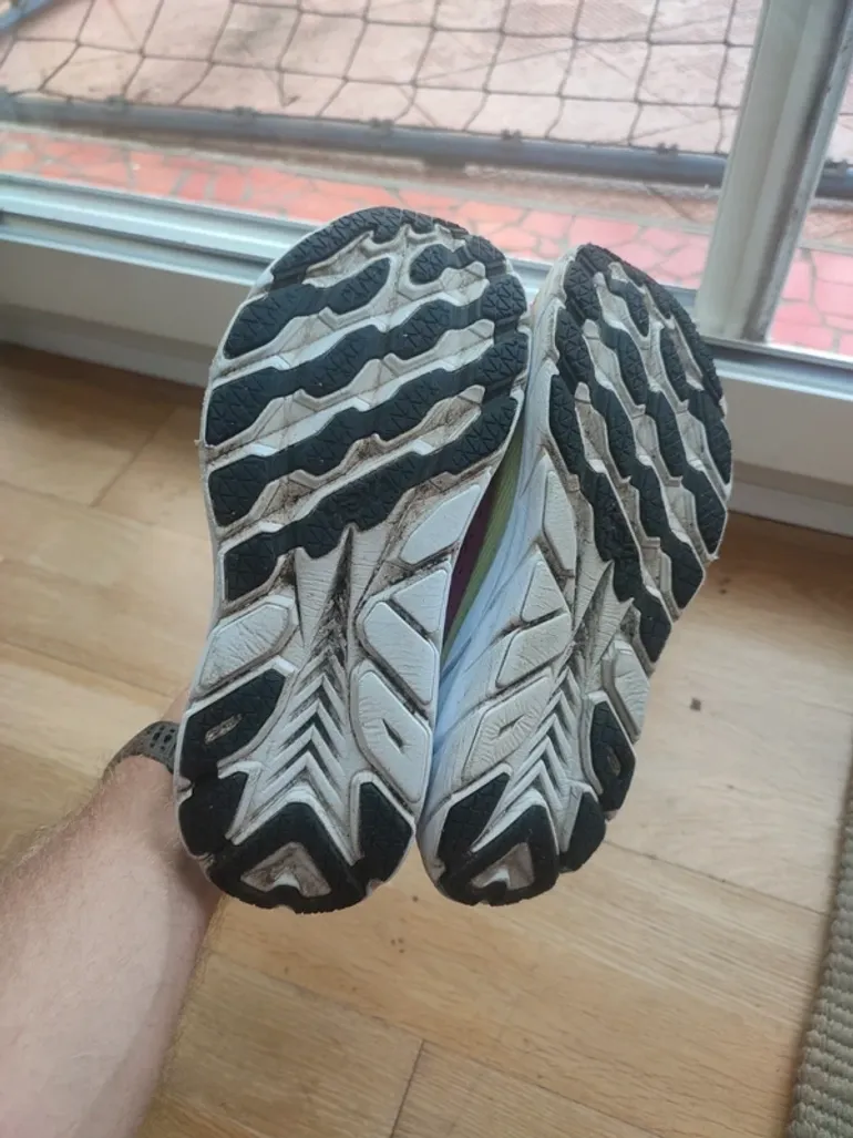 Used Hoka Clifton 8 bike — image 5 of 5