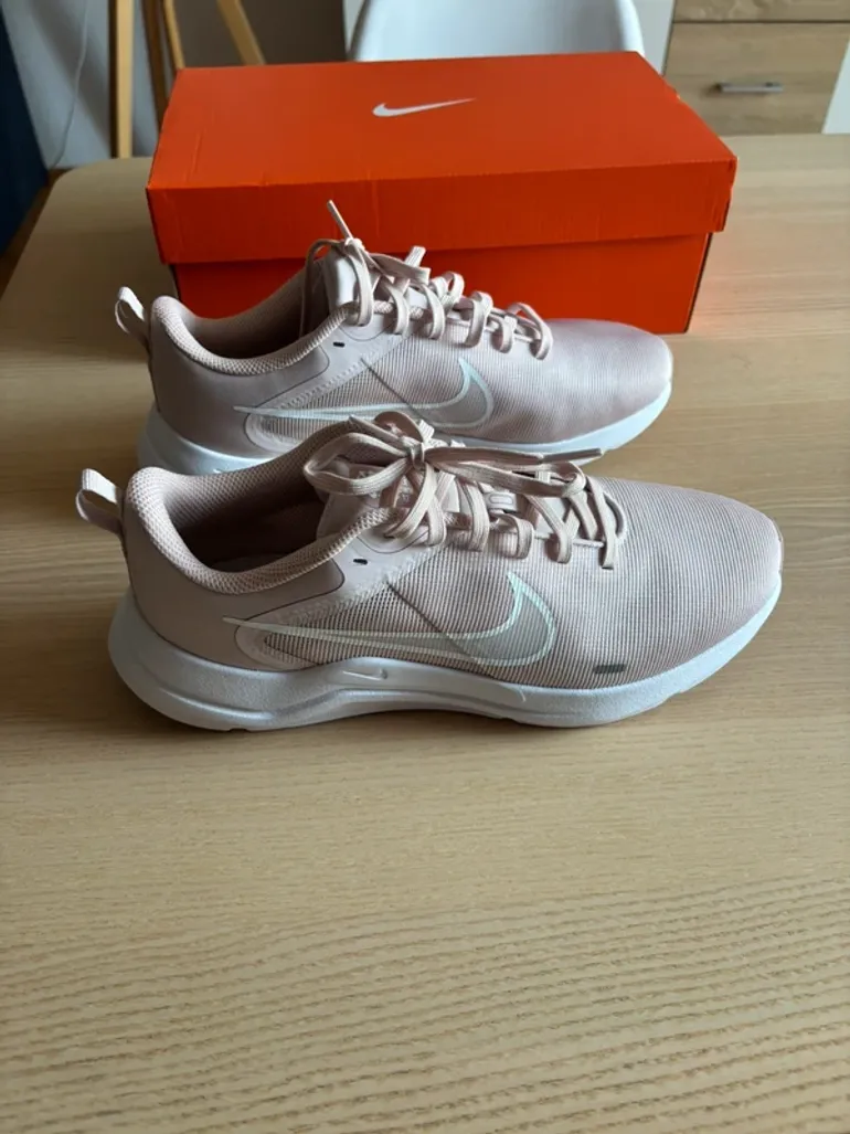 Nike Downshifter 12 bike d'occasion — image 3 sur 6