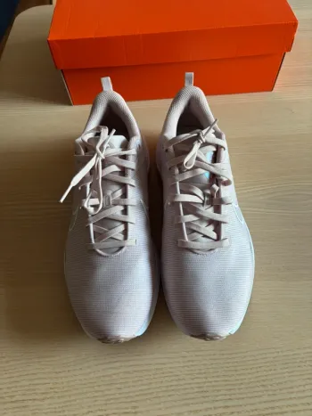 Nike Downshifter 12 bike d'occasion — image 4 sur 6