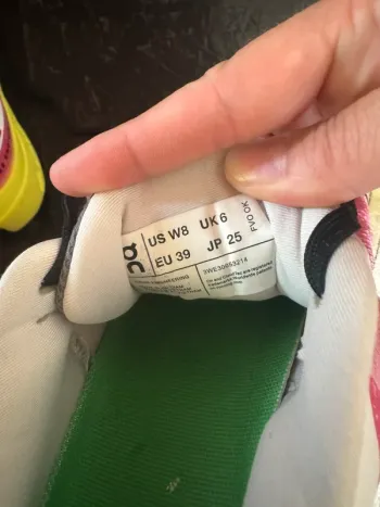 Gebrauchtes On Running Shoes bike — Bild 4 von 4