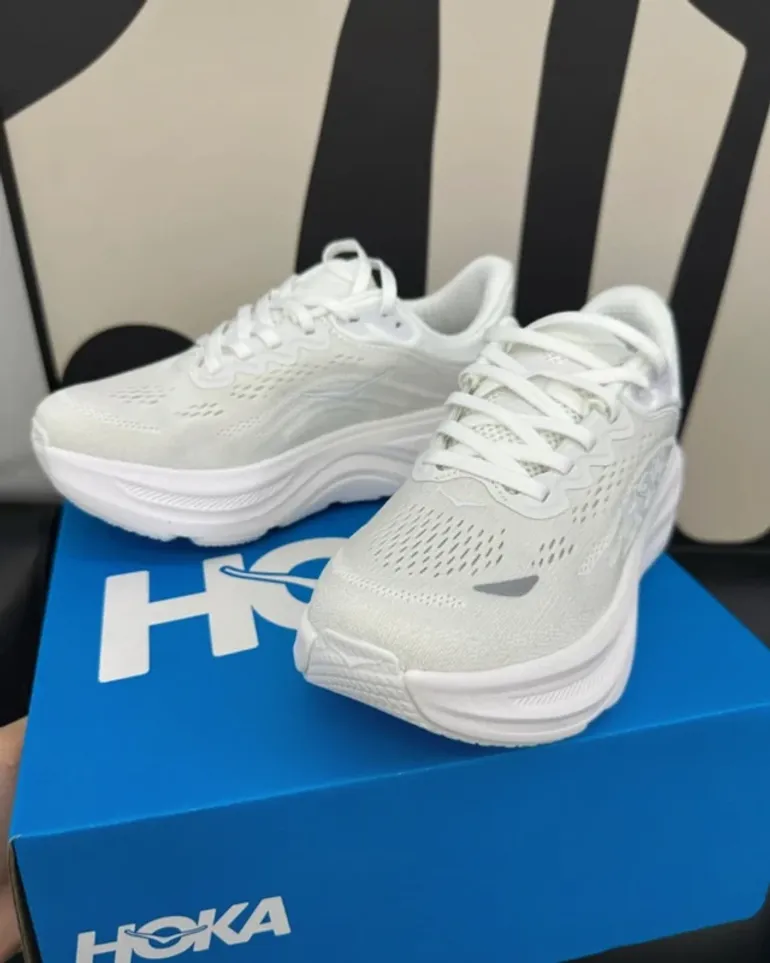 Hoka Bondi 9 bike d'occasion — image 2 sur 3