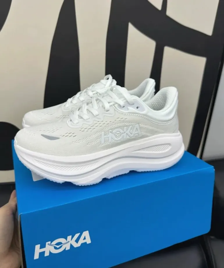 Hoka Bondi 9 bike d'occasion — image 1 sur 3