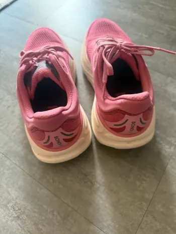 Hoka Bondi 9 bike d'occasion — image 3 sur 7