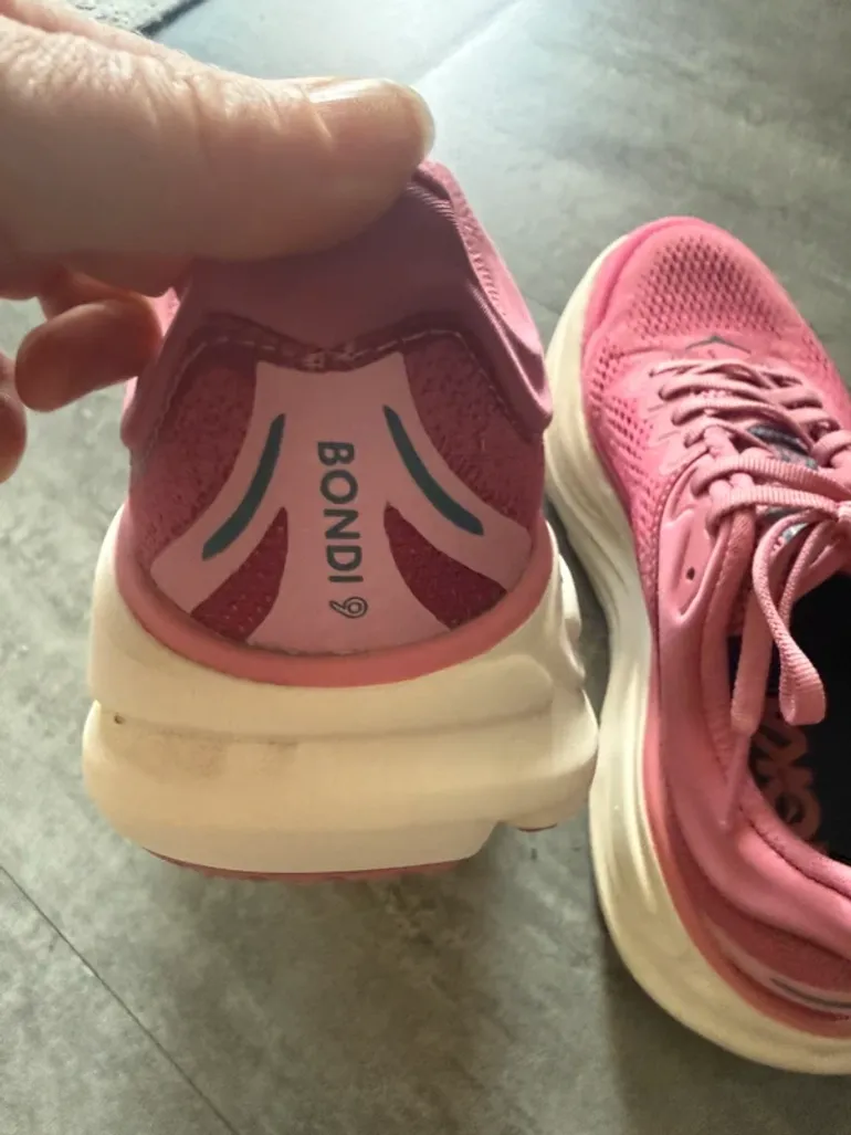 Hoka Bondi 9 bike d'occasion — image 4 sur 7