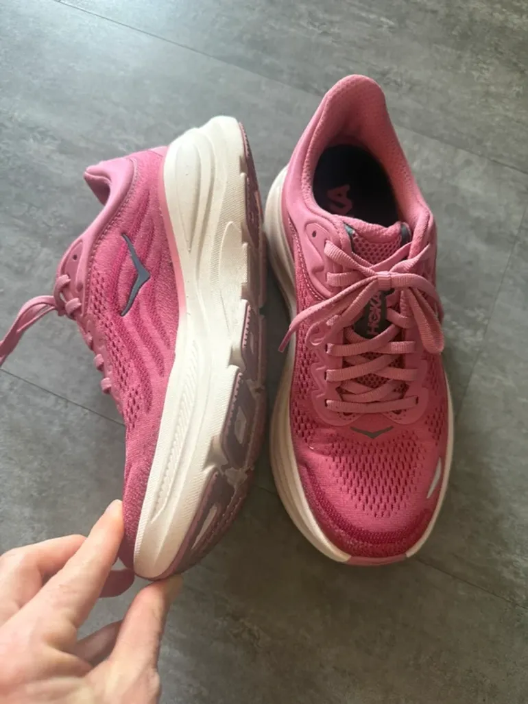 Hoka Bondi 9 bike d'occasion — image 2 sur 7