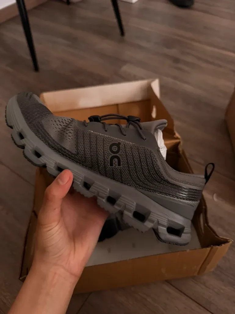 On Running Schuhe bike d'occasion — image 2 sur 5