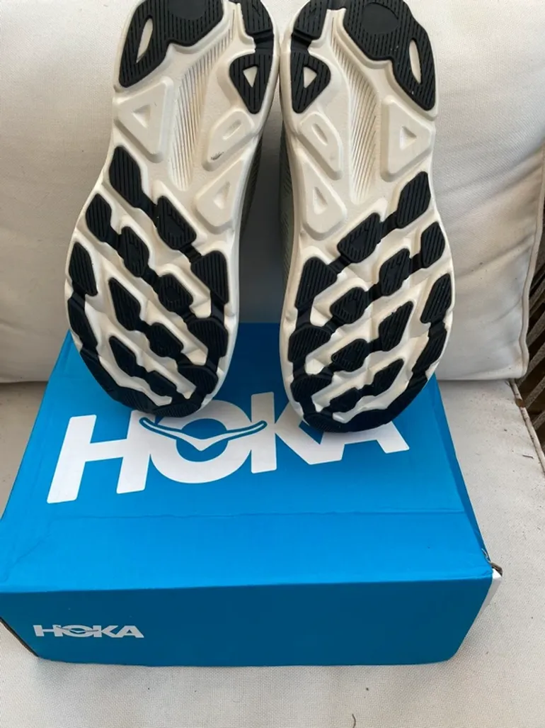 Hoka Clifton 9 bike d'occasion — image 5 sur 8