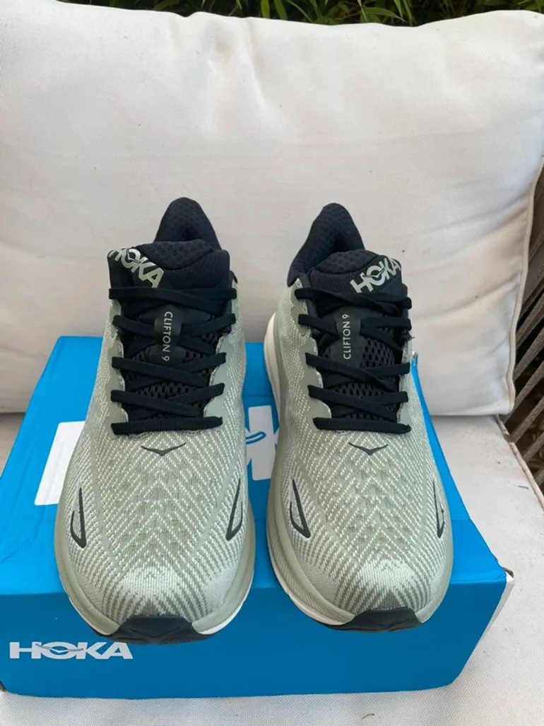 Hoka Clifton 9 bike d'occasion — image 2 sur 8